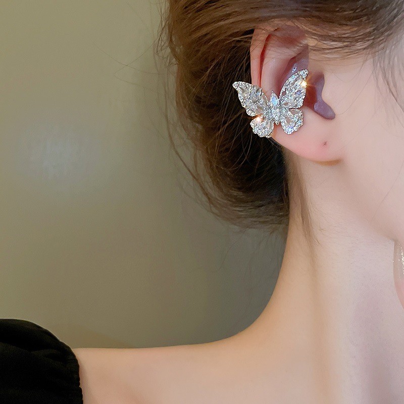 Bạc 925 Kim Zircon Niche Thiết Kế Bướm Không Xuyên Tai Kẹp Nữ