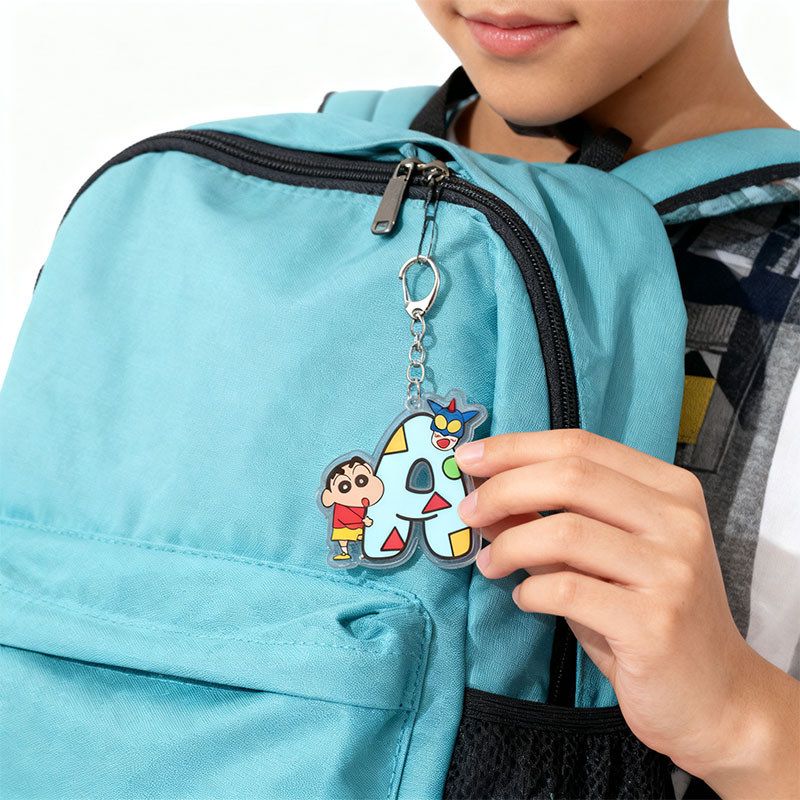 hình hoạt hình sáng tạo mặt dây chuyền acrylic dễ thương Móc khóa Crayon Shin Chan dùng cho ba lô.