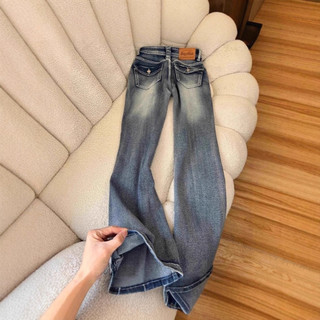 Quần jeans ống loe nữ cạp thấp 2025 hè mới phong cách Mỹ retro giặt nước slim nhỏ con Closet Diary