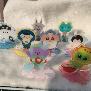 Bán Sản Phẩm Mới GMM Búp Bê Hàng Hóa Acrylic Đứng Anime Hoạt Hình Dễ Thương Mặt Trời Dễ Thương Dễ Thương Để Bàn Dễ Thương Cắm Đôi Đồ Trang Trí Mini Chất Lượng Cao