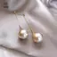 Bông Tai Ngọc Trai Vintage Nam Tính với Viền Kim Loại Trắng và Đỏ Tùy Chọn [Mina]