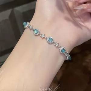 Vòng tay kim cương nhấp nháy màu xanh biển, phong cách Trung Quốc thanh lịch và tinh tế