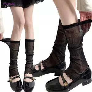 Tất không chân dài đến đầu gối, giọng xù mỏng, phù hợp cho cả làm việc và giải trí