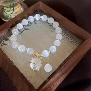 Vòng tay đính cườm Opal và mặt dây chuyền mèo thanh lịch - Sang trọng, đàn hồi