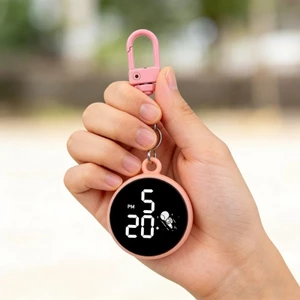 Móc khóa nhựa tròn thời trang Yoo được tích hợp đồng hồ điện tử để sử dụng sành điệu