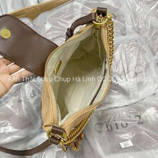 Túi Chio Kẹp Nách Trần Trám Kèm Charm Hạt Mix Đế Nâu Kèm Quai Da