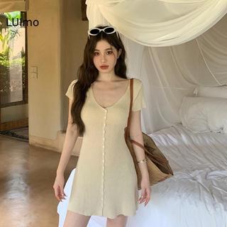 Đầm chữ A cổ chữ V ôm eo, thời trang hè từ LUImo