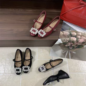 TT 2026 Phong Cách Mới Khóa Vuông Dây Đeo Bằng Dày Gót Cao Giày Nữ Mary Jane Giày Mũi Nhọn Giày