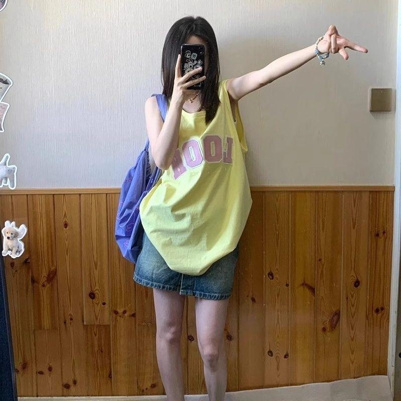 Áo vest nữ chất liệu cotton mát, thiết kế thêu ôm dáng, phong cách Hồng Kông, giảm giá mùa hè.