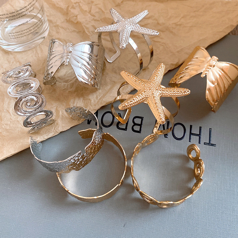 Vòng tay mạ vàng cho nữ, điều chỉnhsize tự do, phù hợp nhiều style, trang sức lý tưởng cho kỳ nghỉ và đi biển