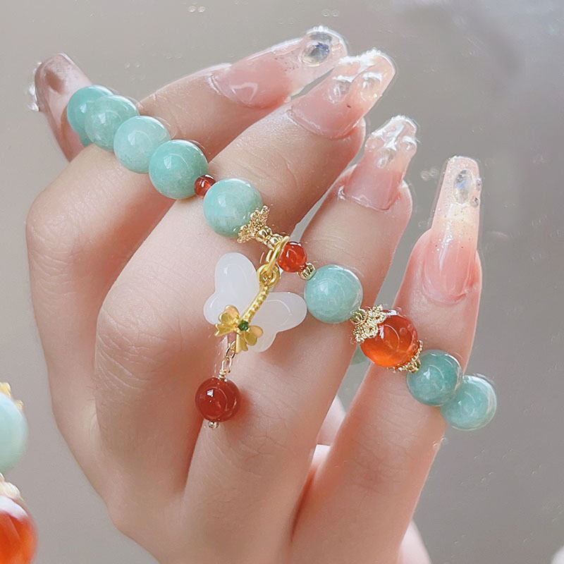 Vòng tay thời trang tinh tế dành cho nữ mới