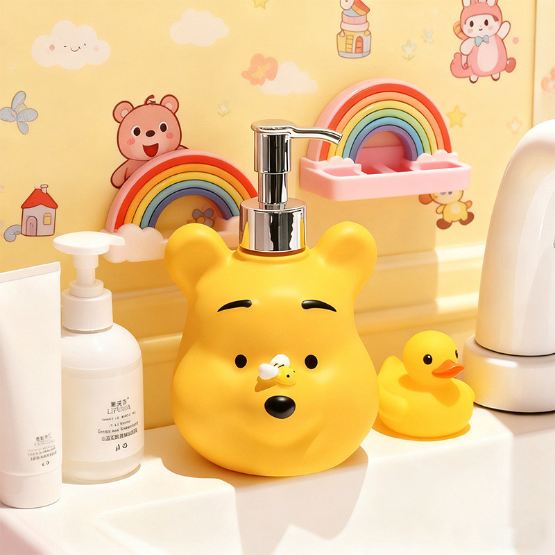 Hộp đựng xà phòng hình Winnie The Pooh dễ thương, Chai có thể đổ lại đa chức năng để rửa tay và dầu gội phòng tắm