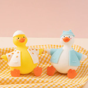 < Pluscloth > Đồ chơi bóp vịt tăng chậm Máy giảm căng thẳng Tpr mềm với trang phục có thể hoán đổi cho nhau – Tiện ích giải nén Fidget di động dành cho trẻ em Người lớn Quà tặng hoàn hảo để thư giãn