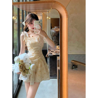 Đầm Hoa Nhí Hai Dây Nhún Ngực Dáng Xòe, Váy 2 Dây Tiểu Thư Vintage Hàn Quốc Dễ Thương Đi Biển Mùa Hè, thời trang nữ trẻ