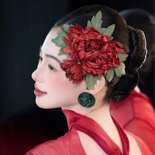 Kẹp tóc đỏ một mảnh và mũ cưới cho cô dâu - Phụ kiện hoàn hảo