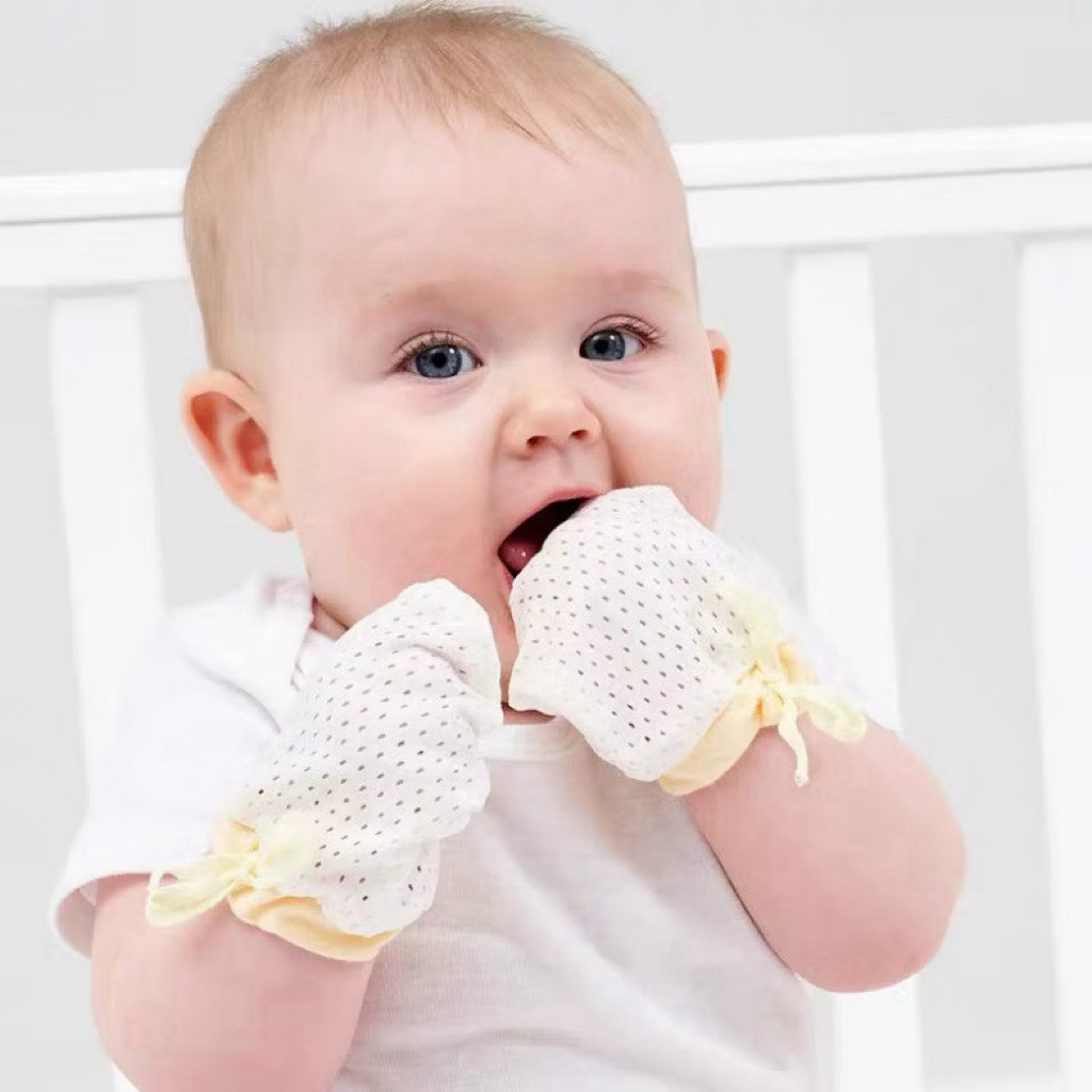 Bao Tay Sơ Sinh Lụa Lạnh Chống Trầy Xước DouDou Thoáng Khí Mùa Hè Cho Bé A49