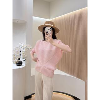 Áo Thun Miyake Tay Ngắn, Thiết Kế Xếp Ly Ôm Dáng, Phù Hợp Đi Lại Mỗi Ngày