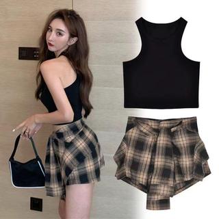 [Seckill trong thời gian có hạn] Hot Girl Slim-fit Slimmer Look Phong cách mới Áo Vest phiên bản Hàn Quốc Áo mùa hè Quần short kẻ sọc không đều Bộ đồ thường ngày hai mảnh