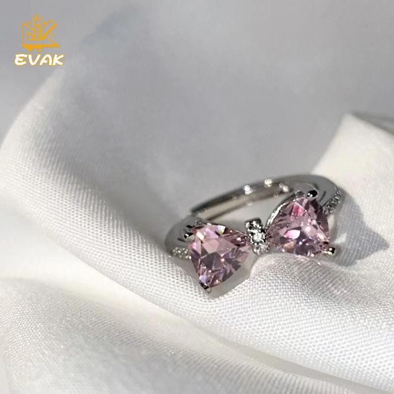 Nhẫn zircon điều chỉnh được, phù hợp làm quà tặng cho bé gái