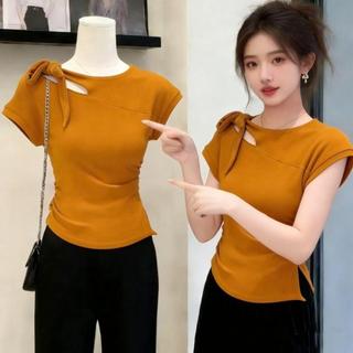 Mùa hè 2026 - Slim-fit Top thiết kế gợi cảm với nơ buộc dây chéo