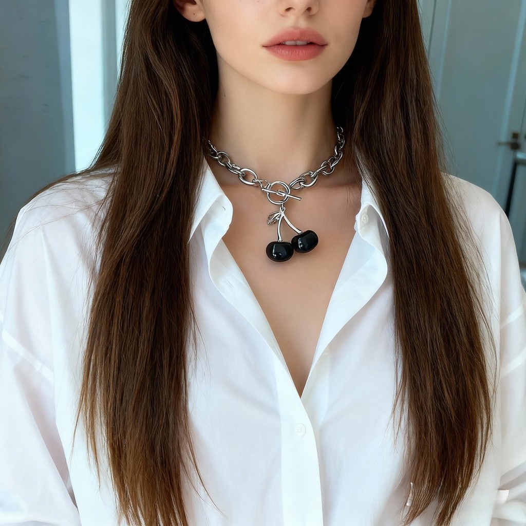 Vòng cổ anh đào phong cách tối giản