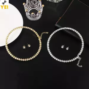 Bộ trang sức cưới pha lê tròn sang trọng, nhẹ dành cho nữ - Vòng tay và bông tai