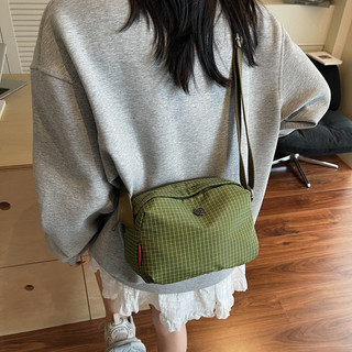 Túi vải Nylon được kiểm tra Túi nhỏ 2026 Túi thể thao thời trang giản dị phù hợp cho nam nữ Túi đeo vai nhẹ 4.6