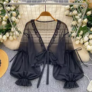 Áo Len Cardigan Mùa Hè Kèm Váy Đeo Chéo Ren Voan và Khăn Choàng Phối Hợp Dễ Thương