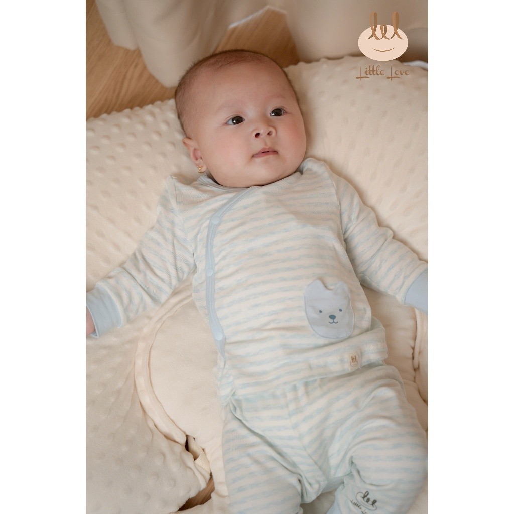Bộ cài lệch dài tay mỏng vải petit mềm, mỏng, thấm hút tốt kẻ xanh túi thỏ dành cho bé lil Little Love (SCC02)