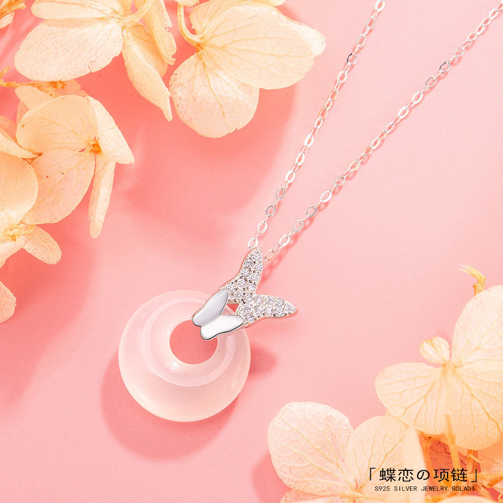 Vòng cổ Chalcedony khóa hòa bình bằng bạc S925
