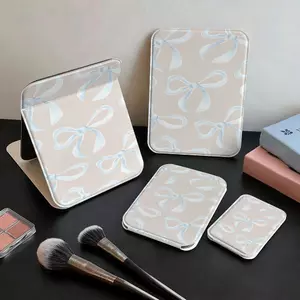 Màu xanh bướm sữa trắng GIÁ SỐC Gương Trang Điểm Gấp Thỏ Xanh bướm sữa Mini Dễ Mang Theo
