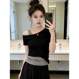 Plus Size Top Nữ Plus Size Ngắn Top Béo MM Giả Hai Mảnh Áo Thun Nữ Tay Ngắn Mùa Hè Năm Nay Phổ Biến Ôm Hơn Thiết Kế Dáng Rộng Vai Top 120kg Plus Size Quần Áo Nữ