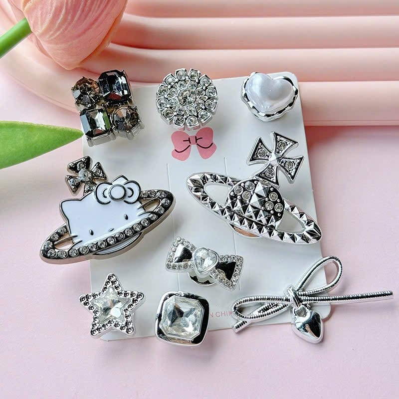 Set Charm Kitty Chân Đúc Đính Đá Cao Cấp – Phong Cách Sang Chảnh Tiểu Thư Lấp Lánh Trang Trí Dép Xinh Nổi Bật Cực Cuốn