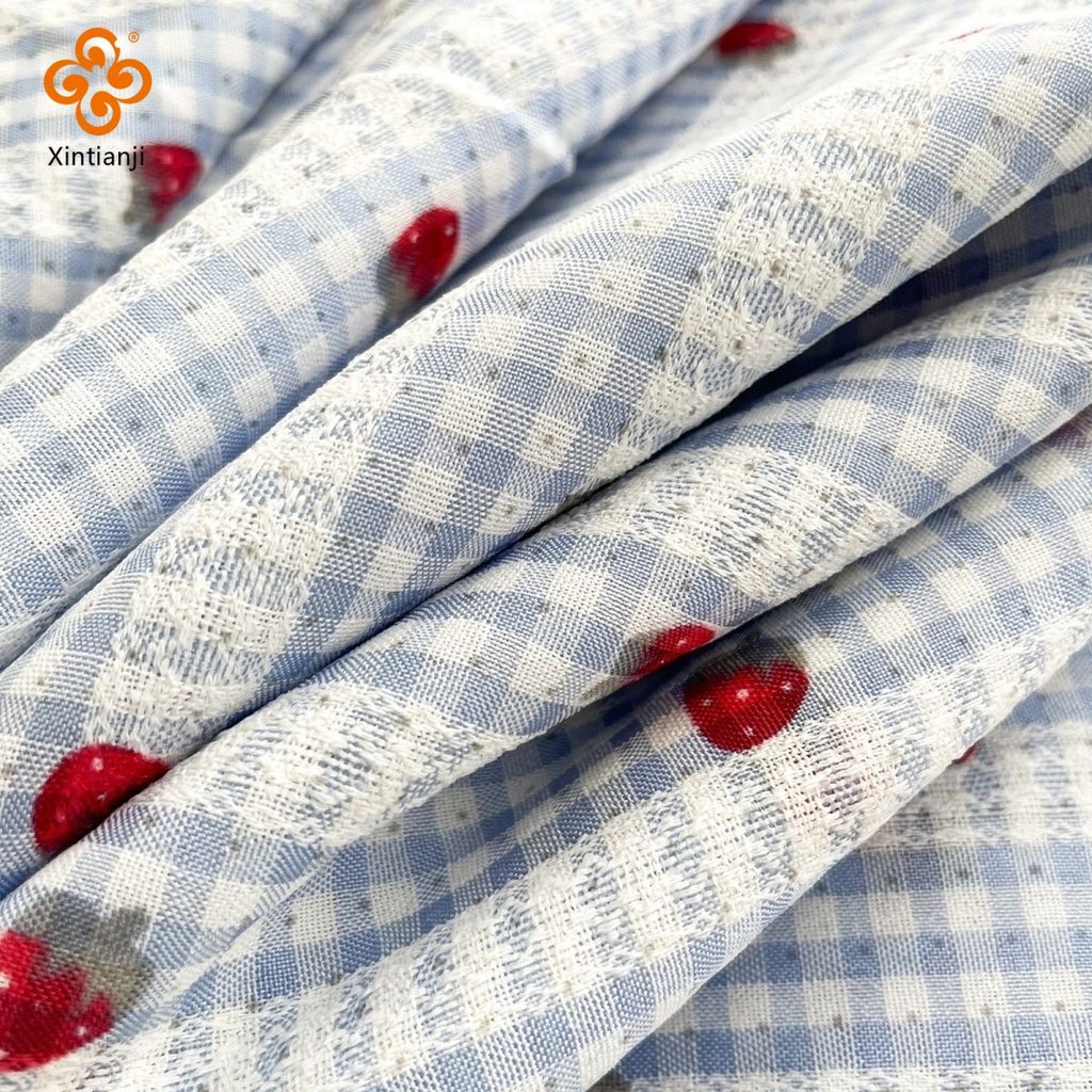 Váy trẻ em tự làm từ polyester và cottonjacquard, hoa văn chấm bi màu xanh nhạt