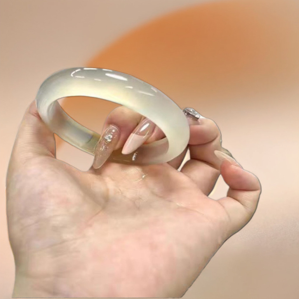 Vòng tay ánh trăng trắng mã não trong suốt Chalcedony