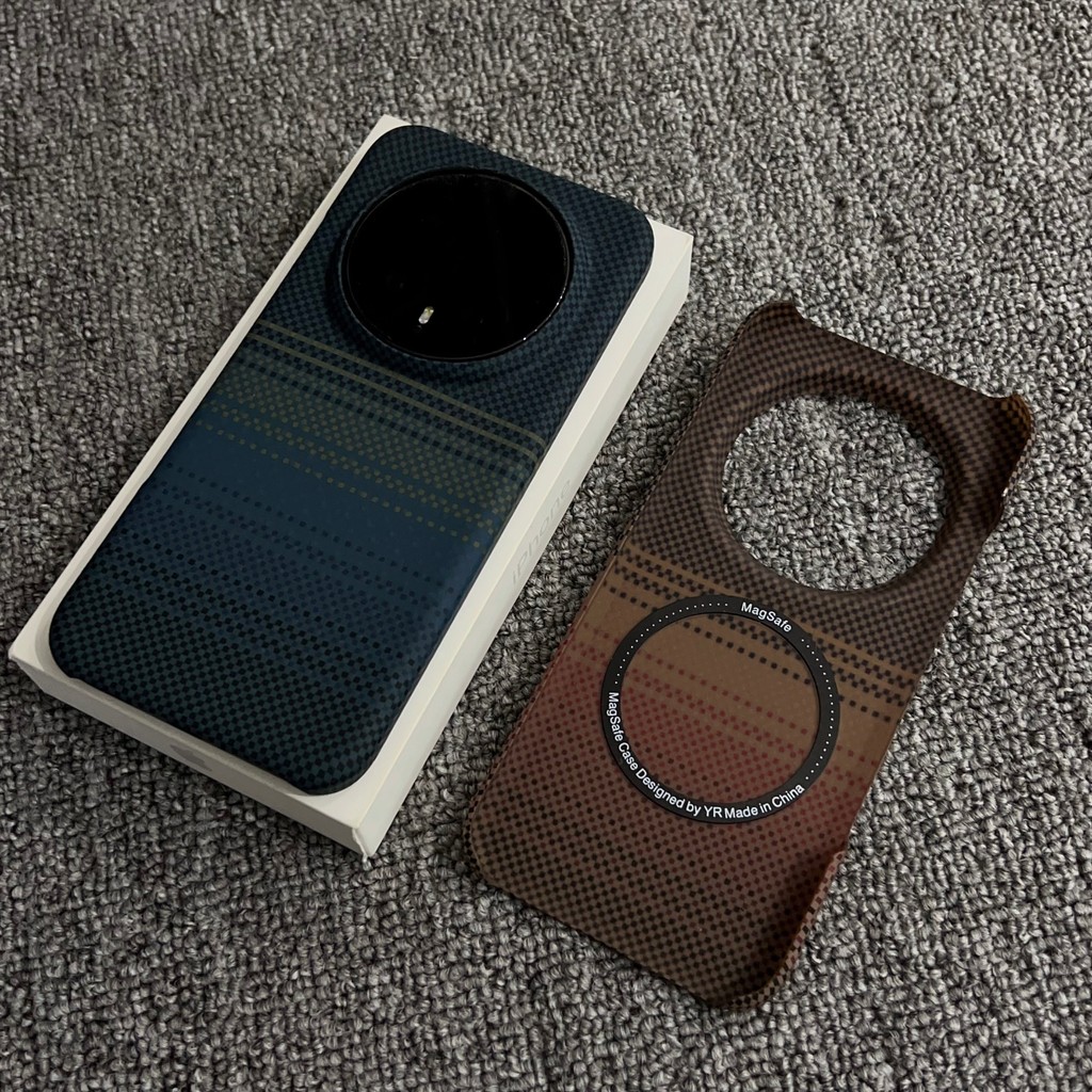 Siêu Mỏng Micro Matte Sợi Carbon Họa Tiết Cứng Từ Tính Dành Cho Honor Magic 8 Pro 7 Pro 6 Pro Mỏng Mờ Chống Sốc Honor Cover