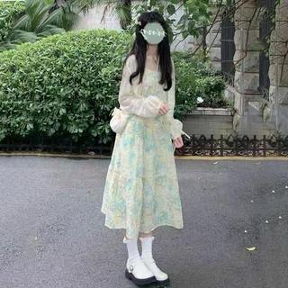 Bộ Váy yếm xanh nhạt dễ thương, tươi mát, ngọt ngào kiểu Nhật và áo khoác mỏng chống nắng cho Nữ