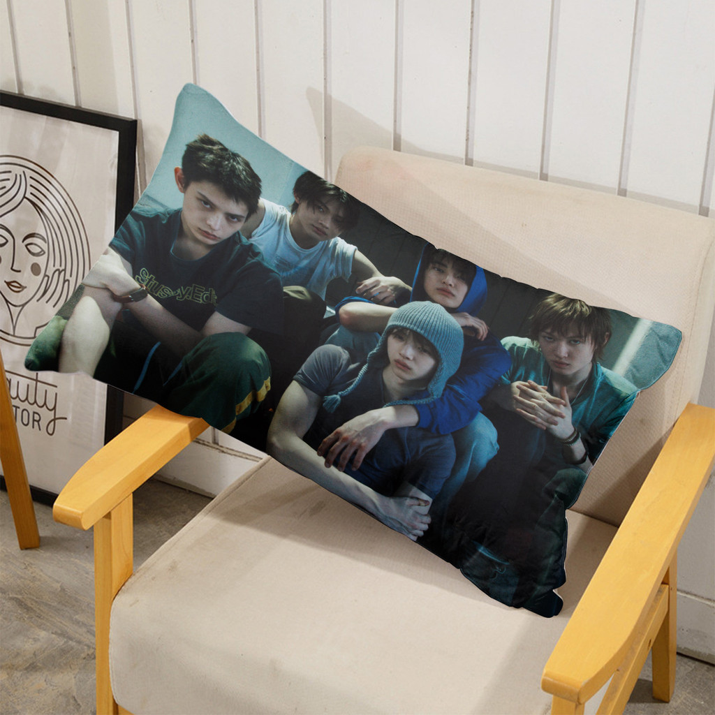 Vỏ Gối Kpop CORTIS Vỏ Gối Polyester Hình Chữ Nhật Một Mặt, Máy Có Thể Giặt Được, Thích Hợp Cho Giường Sofa Trang Trí Phòng Khách (Không Bao Gồm lõi)