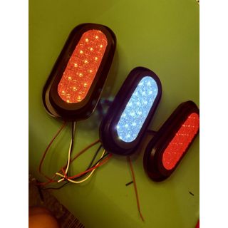 Đèn HẬU CHỮ NHẬT thay thế cho xe tải có điện 12v và 24v