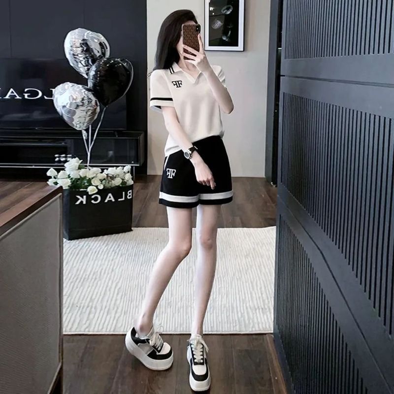 Toàn Bộ Cửa Hàng Thời Trang Thể Thao Nữ Mùa Hè Tính Khí Phương Tây Giảm Tuổi Cổ POLO Quần Short Tay Ngắn Chạy Bộ Hai Bộ Hợp Thời Trang 4.2