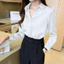Áo sơ mi nữ satin màu xanh trơn, dáng rộng phù hợp công sở