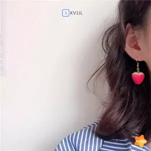 Móc Khóa, Mặt Dây Chuyền và Bông Tai Hình Dâu Tây Thiết Kế Ba Chiều Độc Đáo