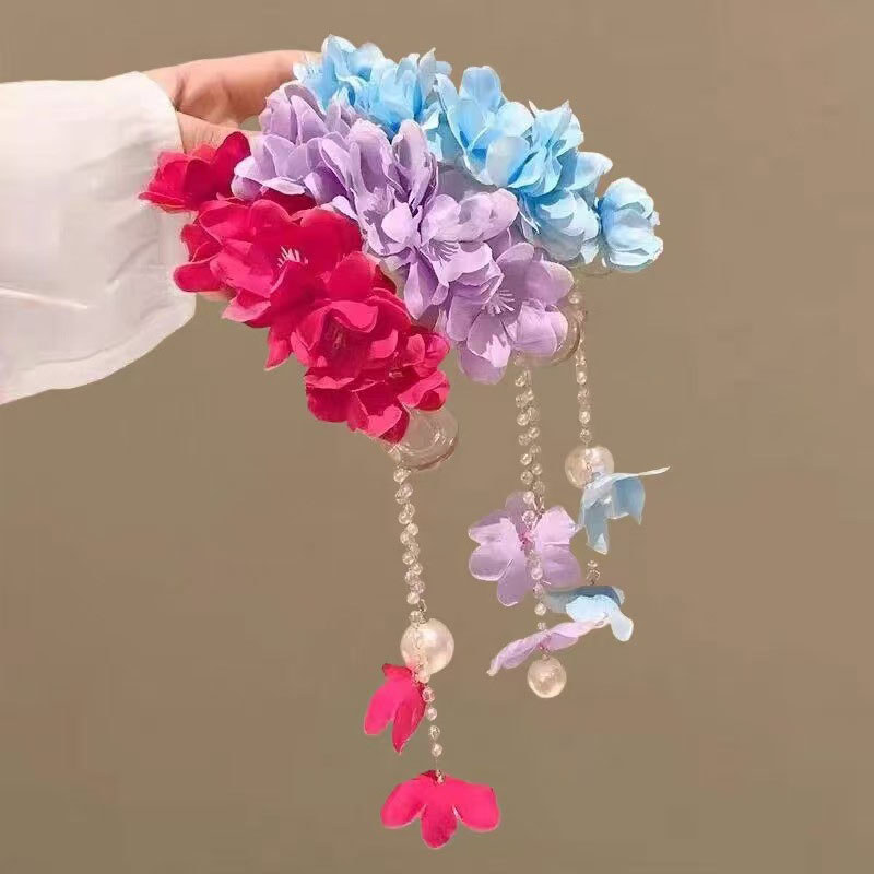 Kẹp Tóc Handmade Vải Camellia Nhiều Lớp Pleat với Ngọc Trai và Họa Tiết Hoa Mỏ Vịt