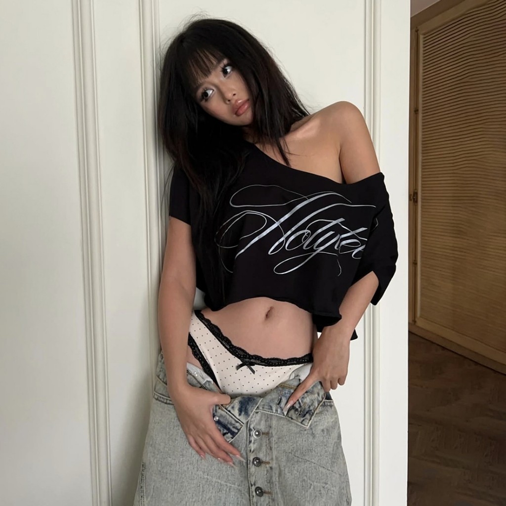 Klalien Xu Hướng In Chữ Áo Thun Nữ Cổ Xiên Cổ Tay Ngắn Chắp Vá Hottie Dạo Phố Đơn Giản Hàng Ngày Crop Tee