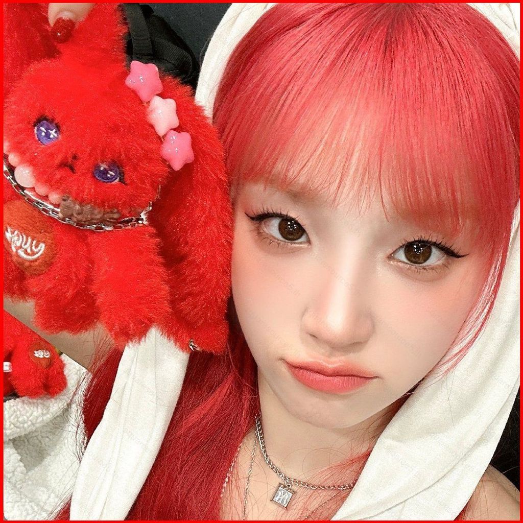 SQ5 (G) I-DLE YUQI SOLO hàng hóa độc quyền móc khóa thỏ đỏ Túi cotton sang trọng dễ thương quyến rũ sang trọng QS5