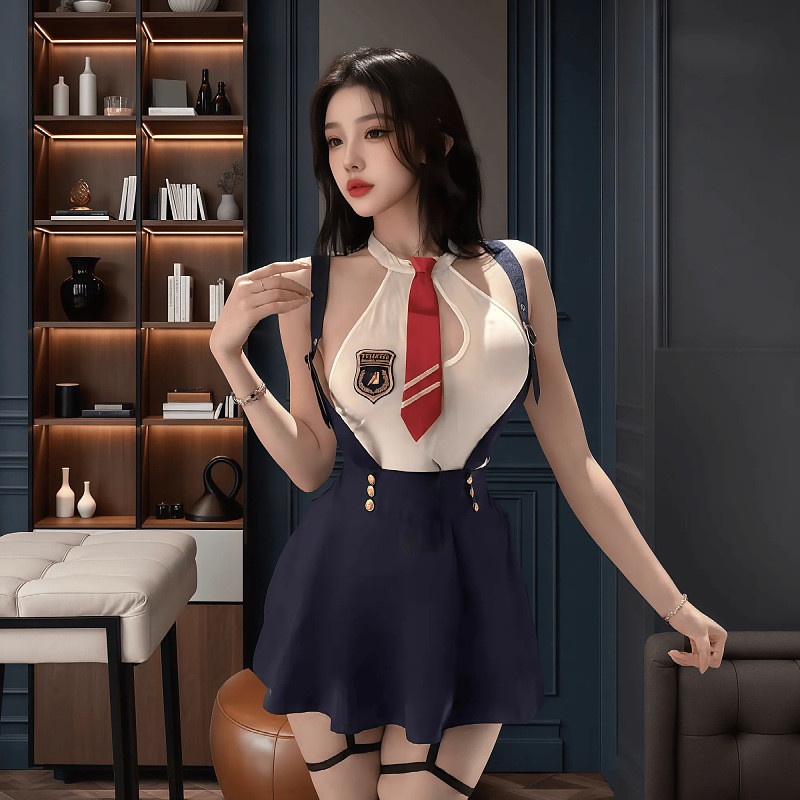 Đồ lót sinh viên gợi cảm - Thiết kế phù hợp đồng phục trường đại học