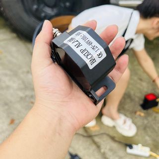 Còi lùi xe máy, ô tô kêu TÍT TÍT điện dùng chung 12v và 24v