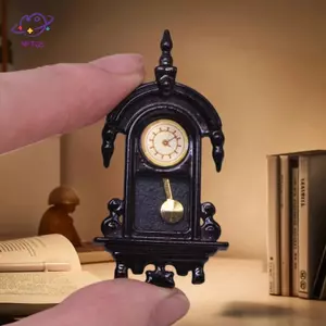 HFTOY 1 / 12 Nhà búp bê Mô phỏng cổ điển Áo choàng tường Mô hình Búp bê Nhà Clo Trang trí phòng khách Đồ chơi Búp bê Nhà phụ kiện cảnh vi mô ~