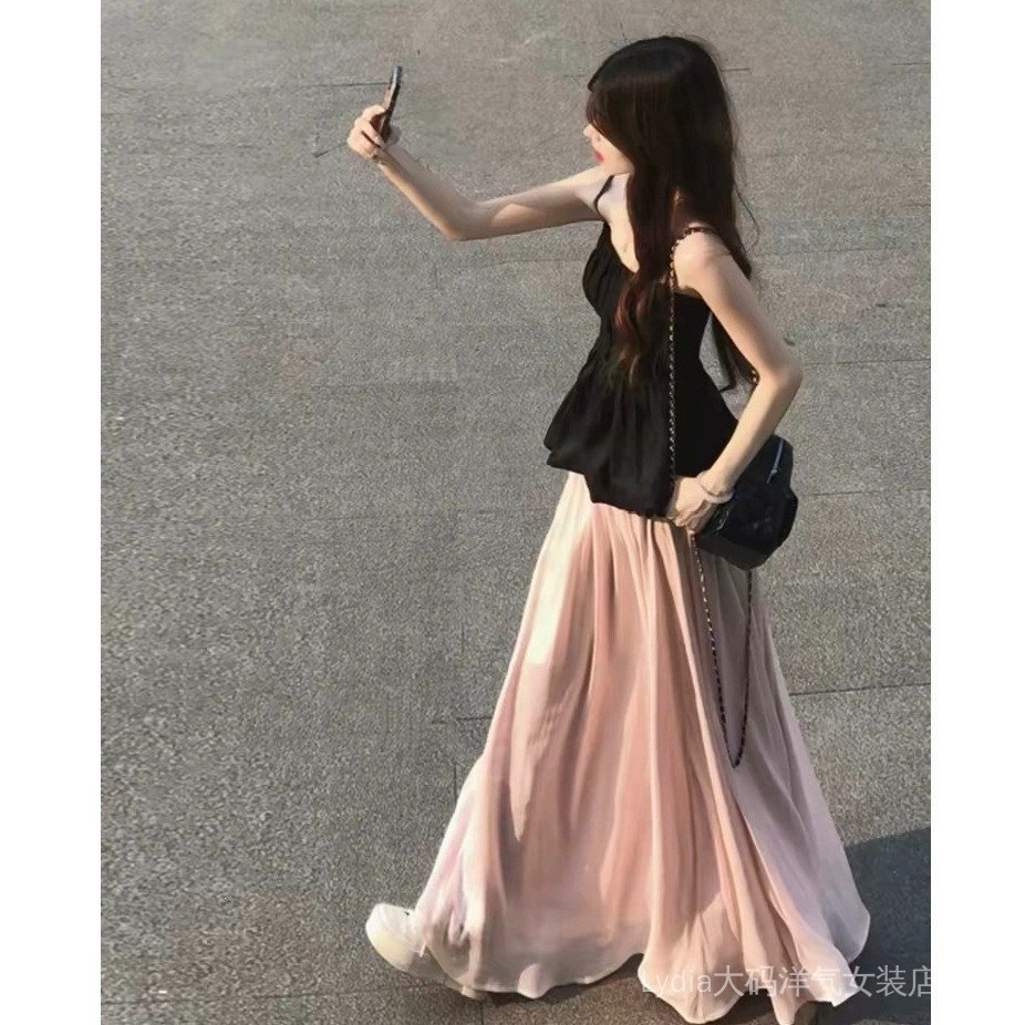 Váy nữ màu hồng cao cấp mùa hè và bộ đồ hai mảnh màu đen - Thời trang chất lượng cao