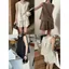 Bộ đồ thời trang nữ với áovest không tay và quần shorts ống rộng